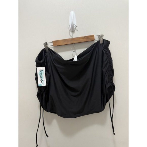 Freshwater Black Side-Ruched Swim Skirt– Women's Plus 3X (24W–26W) – NWT - Picture 6 of 9